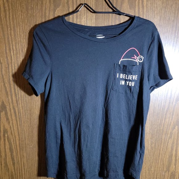NWOT Old Navy Black I Believe in You Santa T Shirt Size Medium - Picture 4 of 6